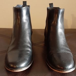 Michael Michael Kors The Bootie Black size 8M